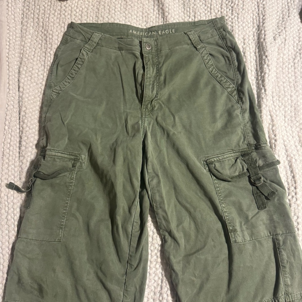 American Eagle Olive Green Cargo Pants